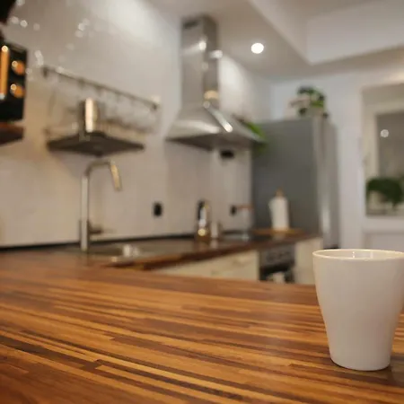 Apartment Ichigo-ichie